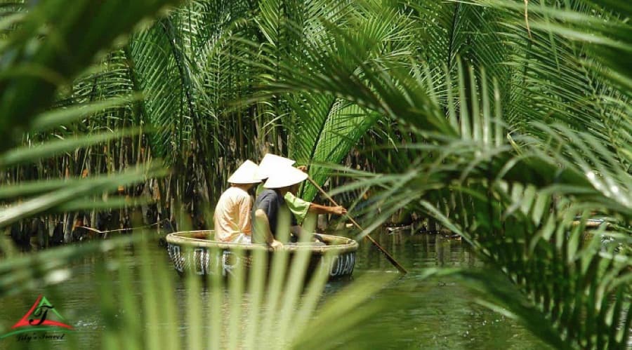 BAY MAU COCONUT FOREST IN HOI AN 